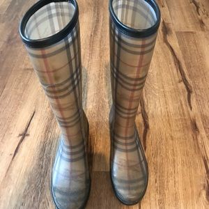 Burberry rain boots